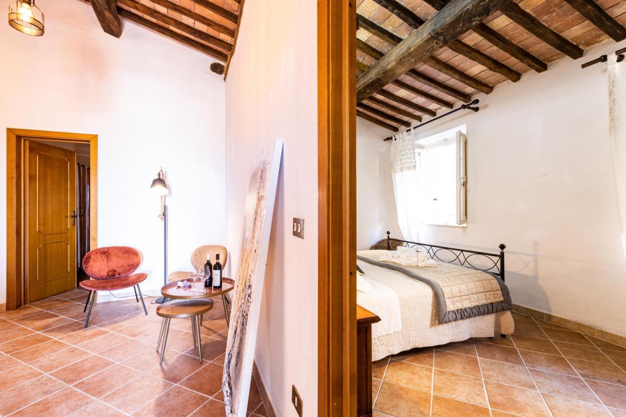Agri Apartment La Terrazza La Ripadoro Chianni Bagian luar foto