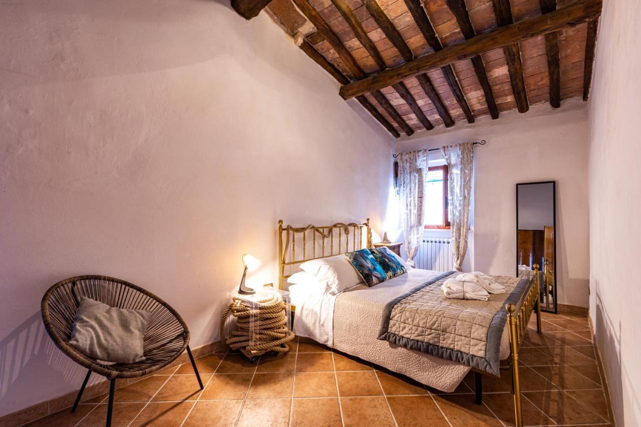 Agri Apartment La Terrazza La Ripadoro Chianni Bagian luar foto