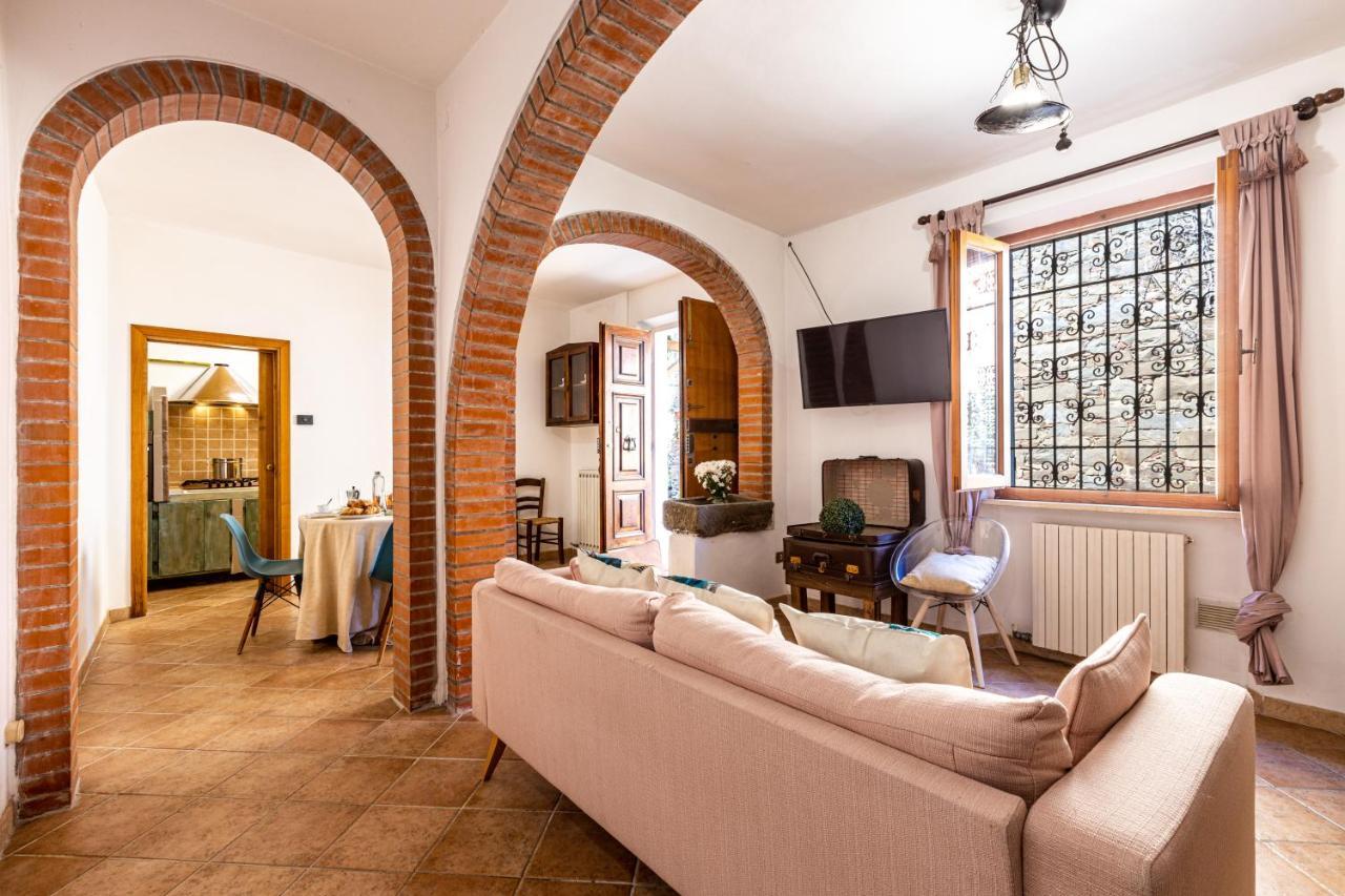 Agri Apartment La Terrazza La Ripadoro Chianni Bagian luar foto