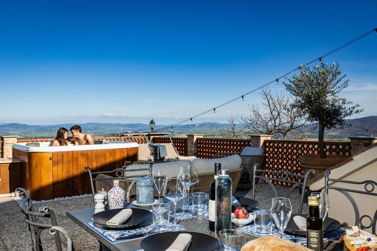 Agri Apartment La Terrazza La Ripadoro Chianni Bagian luar foto