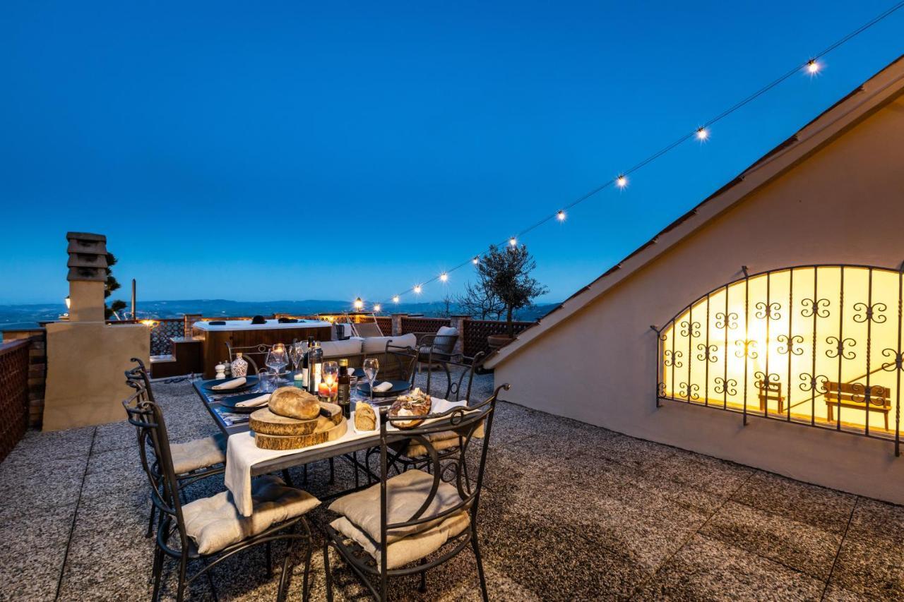 Agri Apartment La Terrazza La Ripadoro Chianni Bagian luar foto